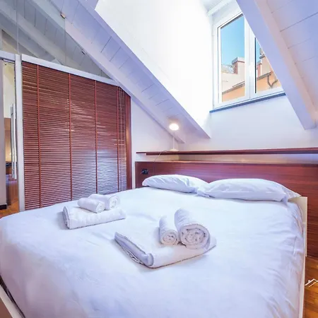 Aquarium 5'| 1br | A/c| By Tilo Apartment *