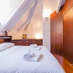 Aquarium 5'| 1br | A/c| By Tilo